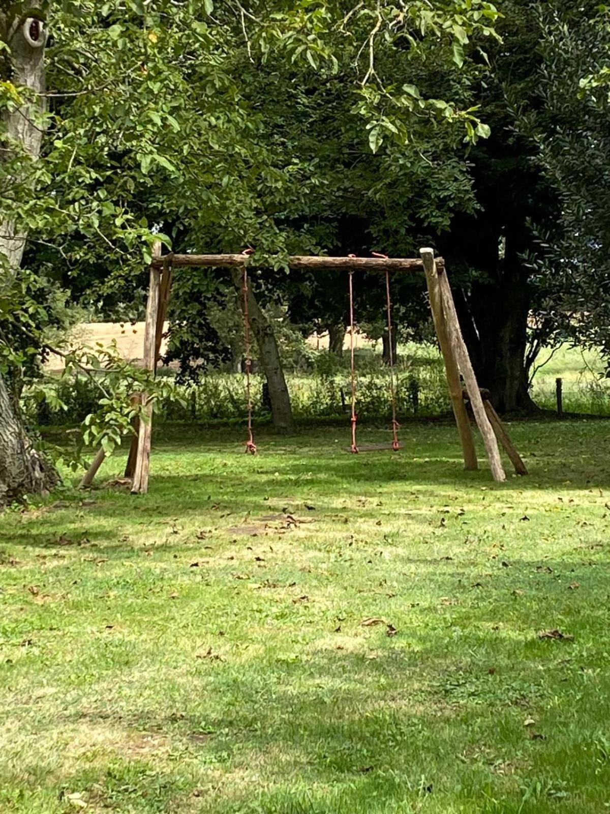 Les Anges Bleus Villa Chavannes-Sur-Reyssouze Exterior photo